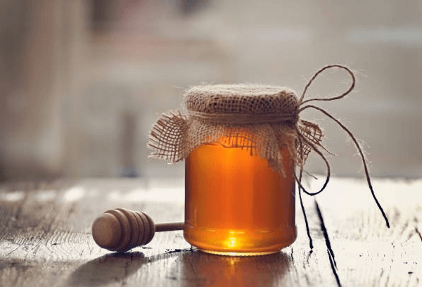 What Are Honey's Characteristics and Advantages