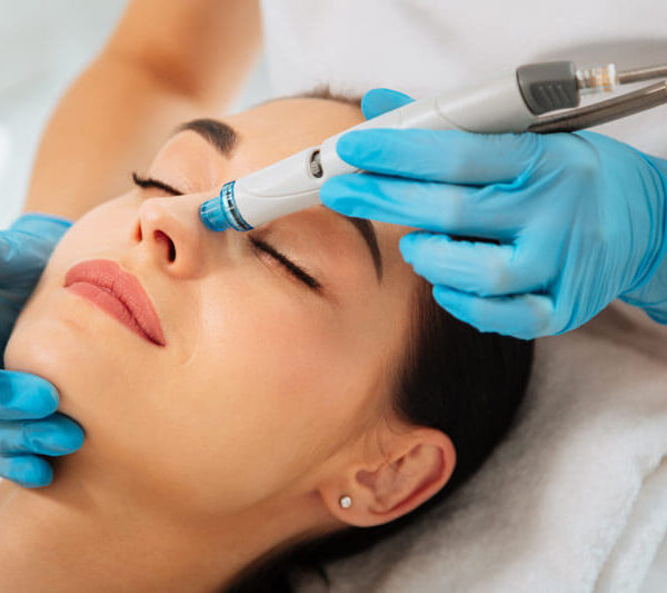 Luxe Hydra Facial Treatments in Gurgaon